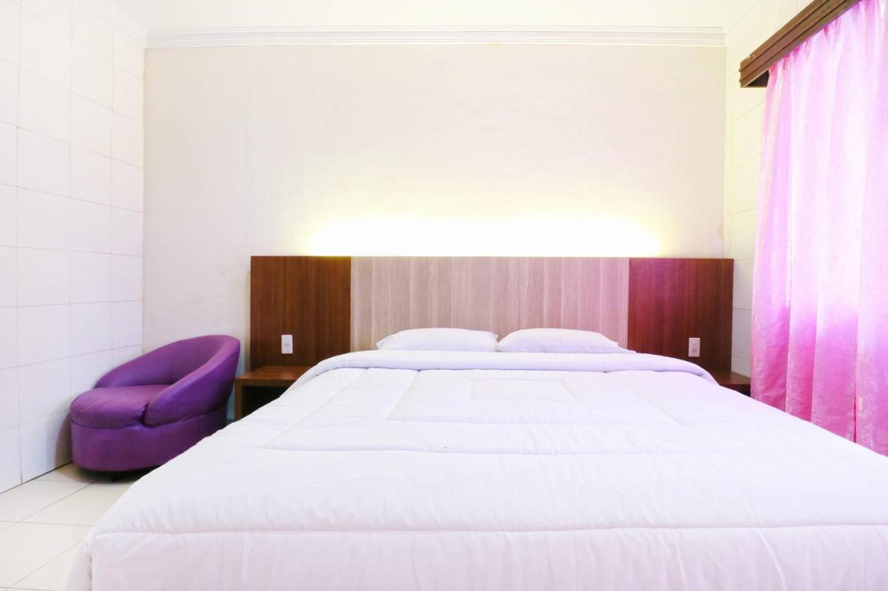 Lee Garden Hotel Medan Esterno foto