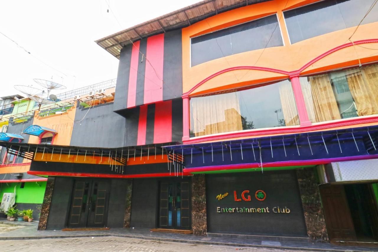 Lee Garden Hotel Medan Esterno foto